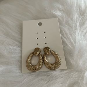 Zara earrings.